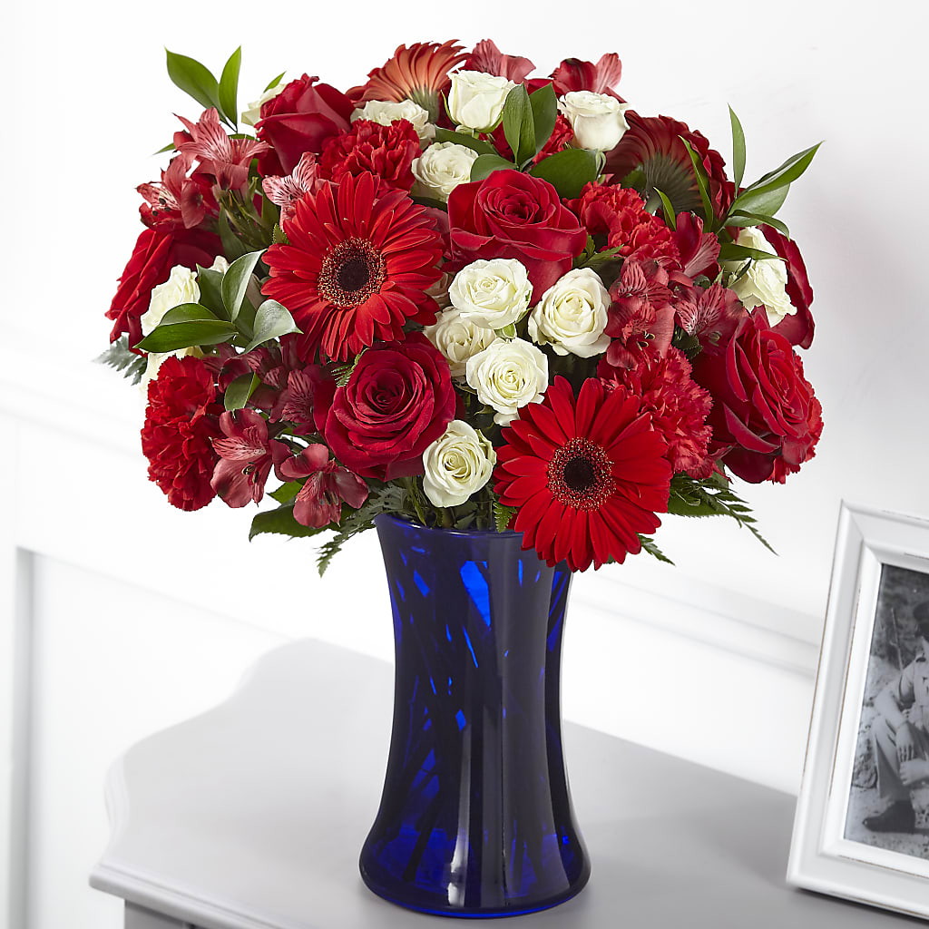 Hearts Embrace Bouquet – Marcela Floral Design, Sunrise FL