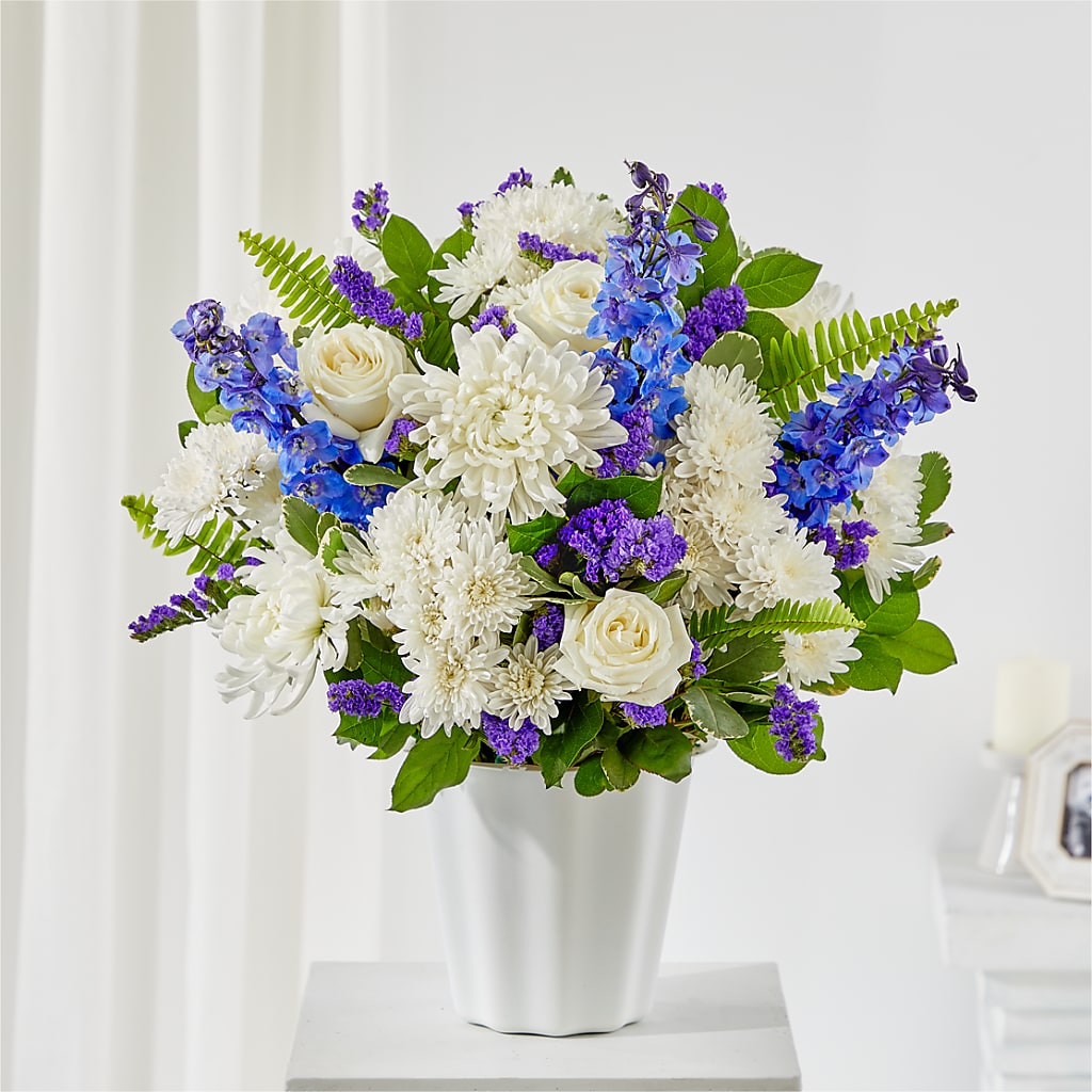 Hold Dear Tabletop Basket – Marcela Floral Design, Sunrise FL