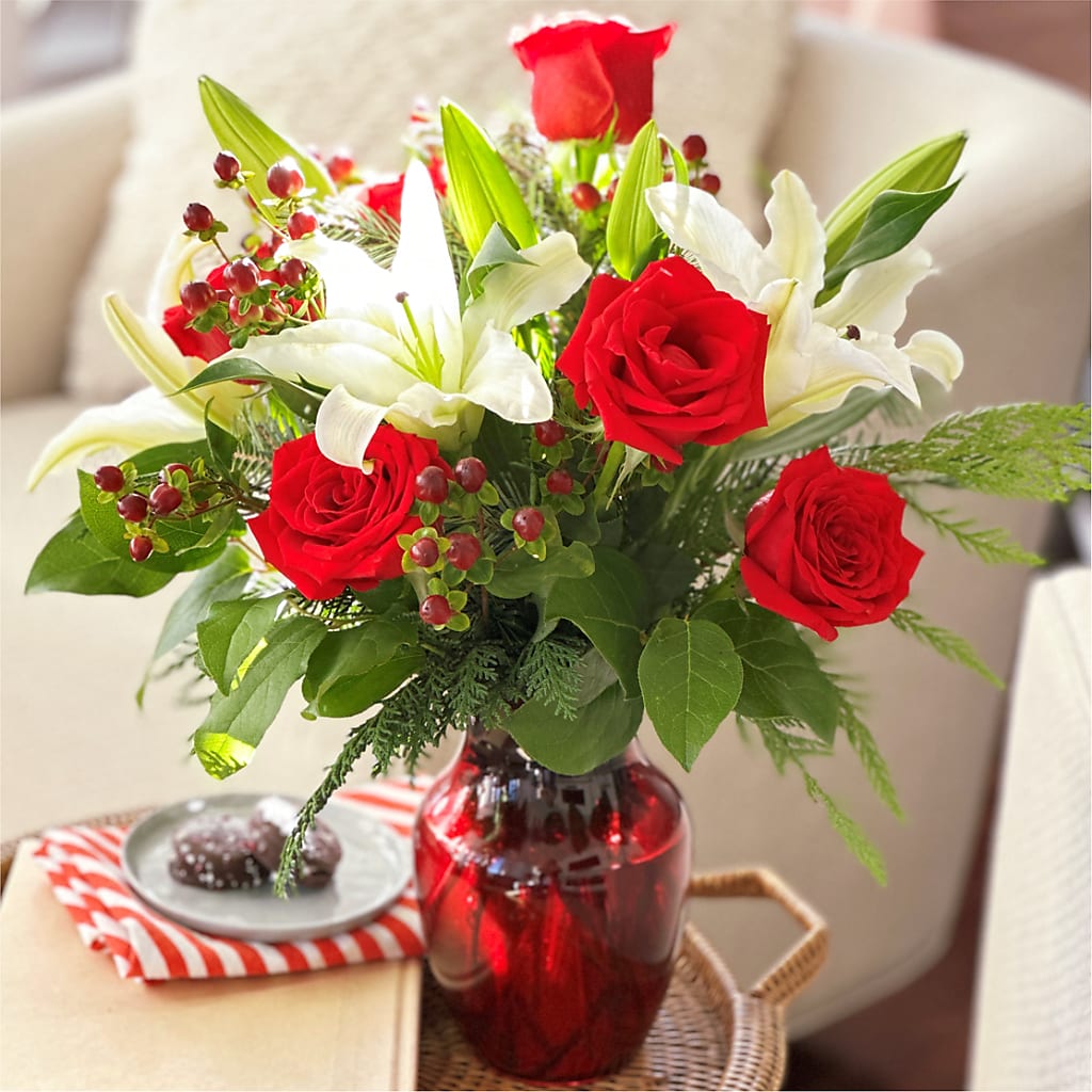 Evergreen Delight Bouquet –  Marcela Floral Design, Sunrise FL